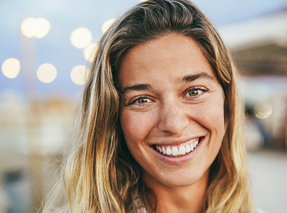 Sobre Génesis - Actitud positiva Sobre Génesis - Actitud positiva