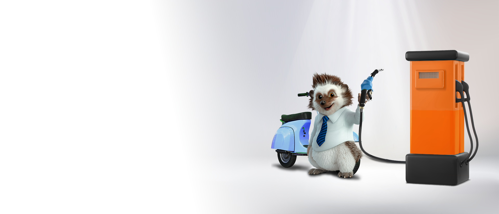 Campaña de adquisición de seguro de moto Génesis Rizo delante de una moto en una gasolinera