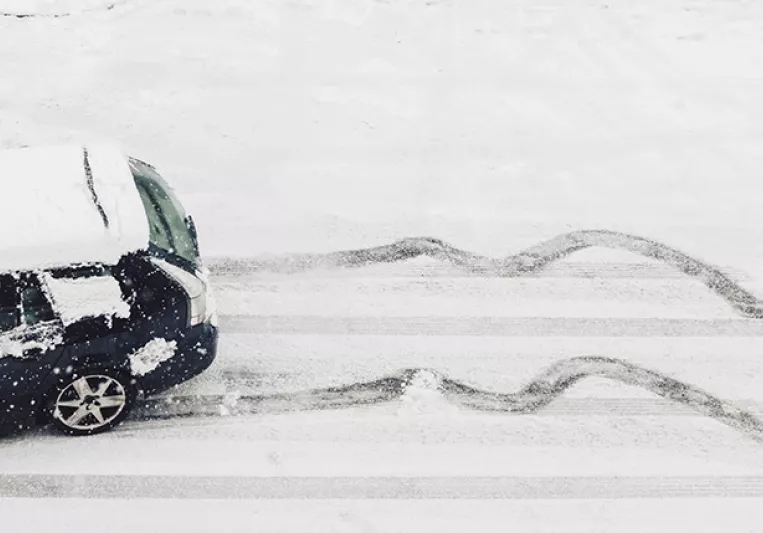 Coche Nieve