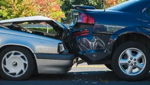 Abandonar coche en un Accidente