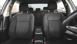 cual es el asiento mas seguro del coche