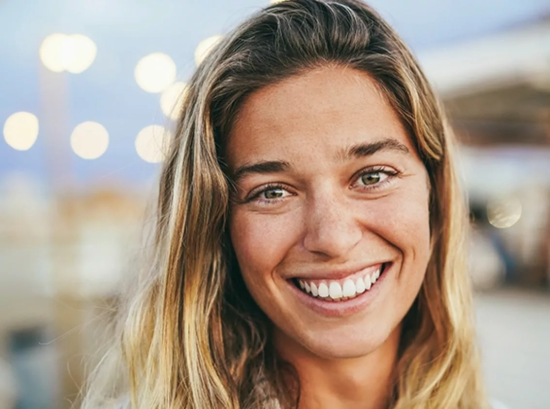 Sobre Génesis - Actitud positiva Sobre Génesis - Actitud positiva